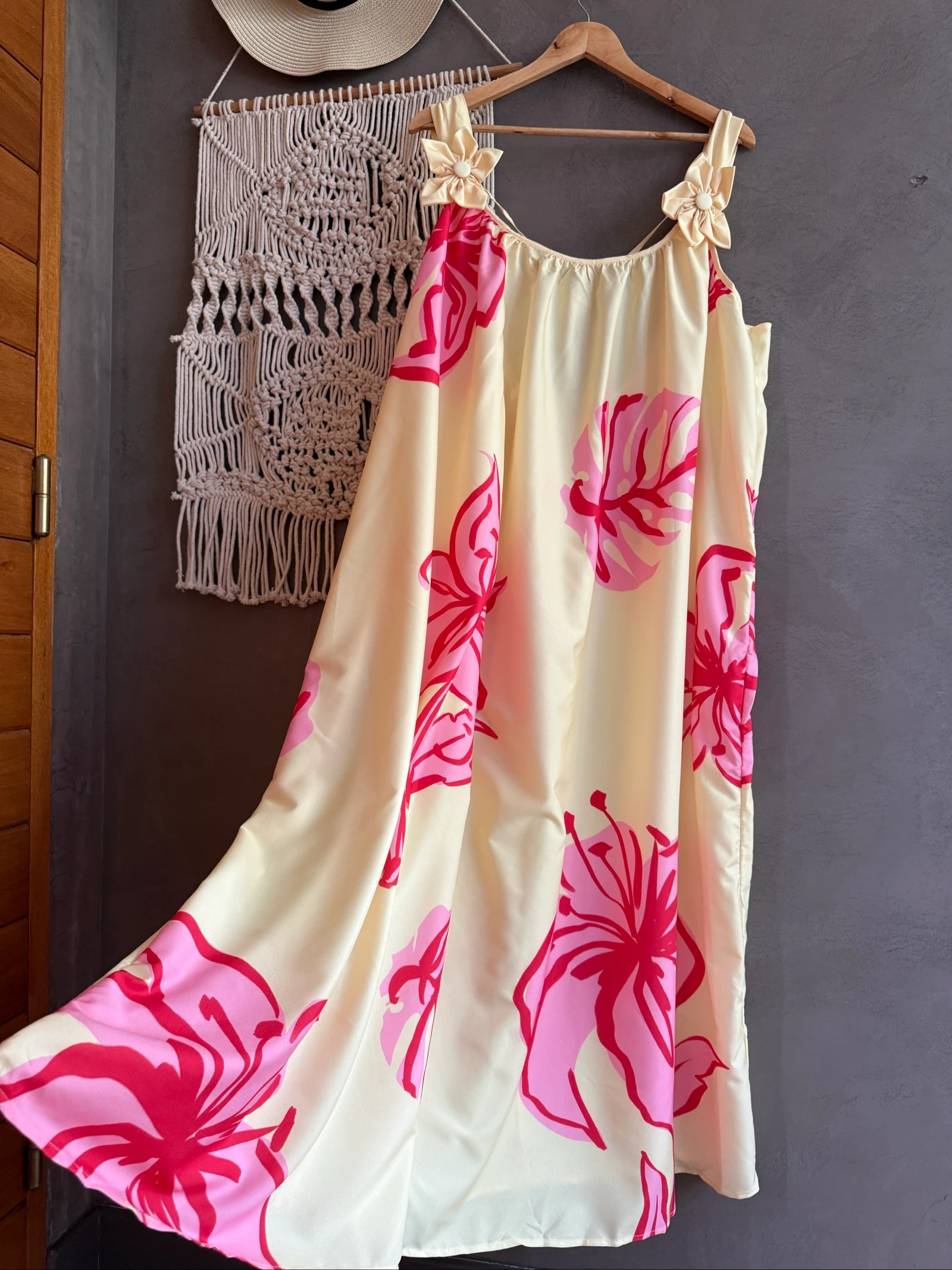 Robe taille 50 d’été exotique grosses fleurs 